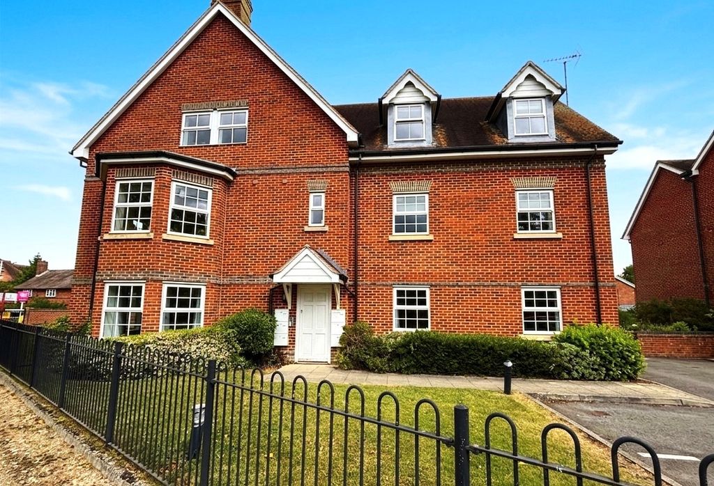 Property photo 1 of 7