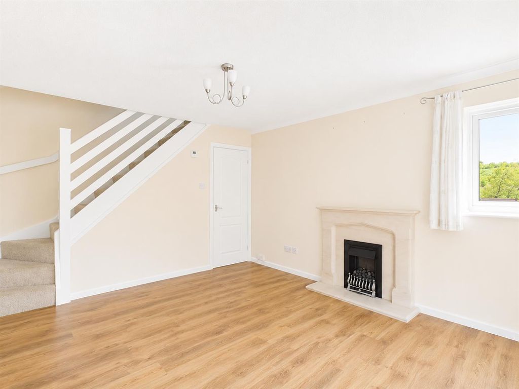 Property photo 3 of 8 9 Cornflower Hill - 03.Jpeg