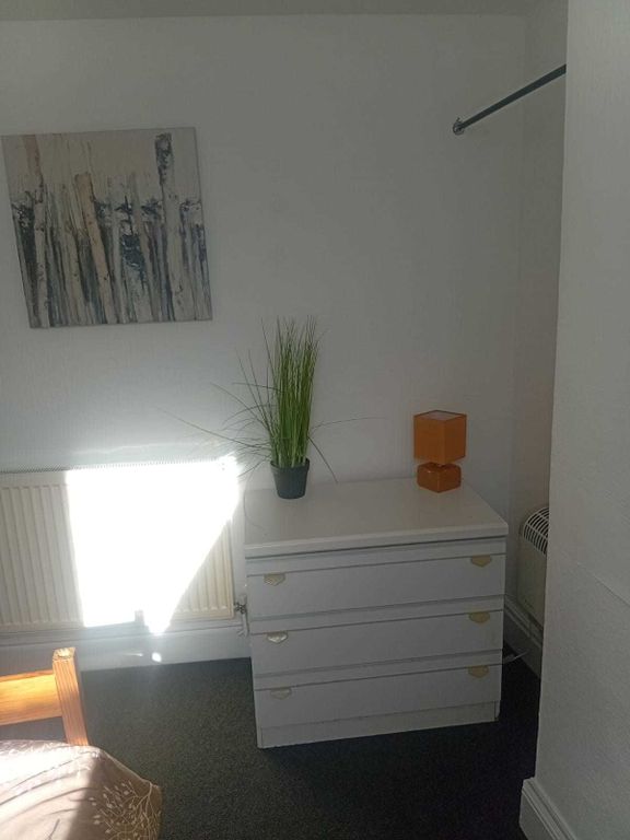 Property photo 2 of 4