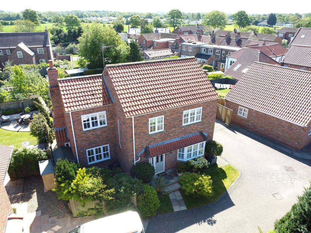 Property photo 1 of 29 Accommodation