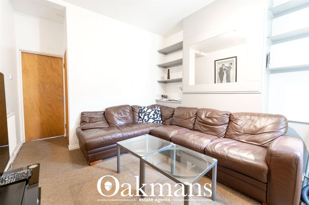 Property photo 3 of 19 Picture No. 03