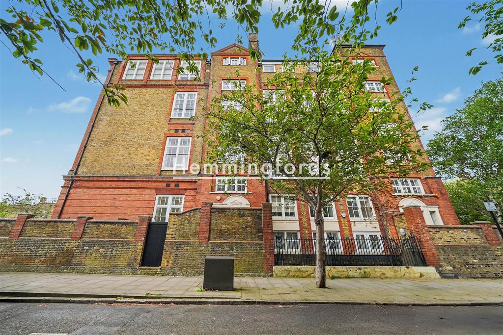Property photo 2 of 18 Wollaton House N1-2.Jpg