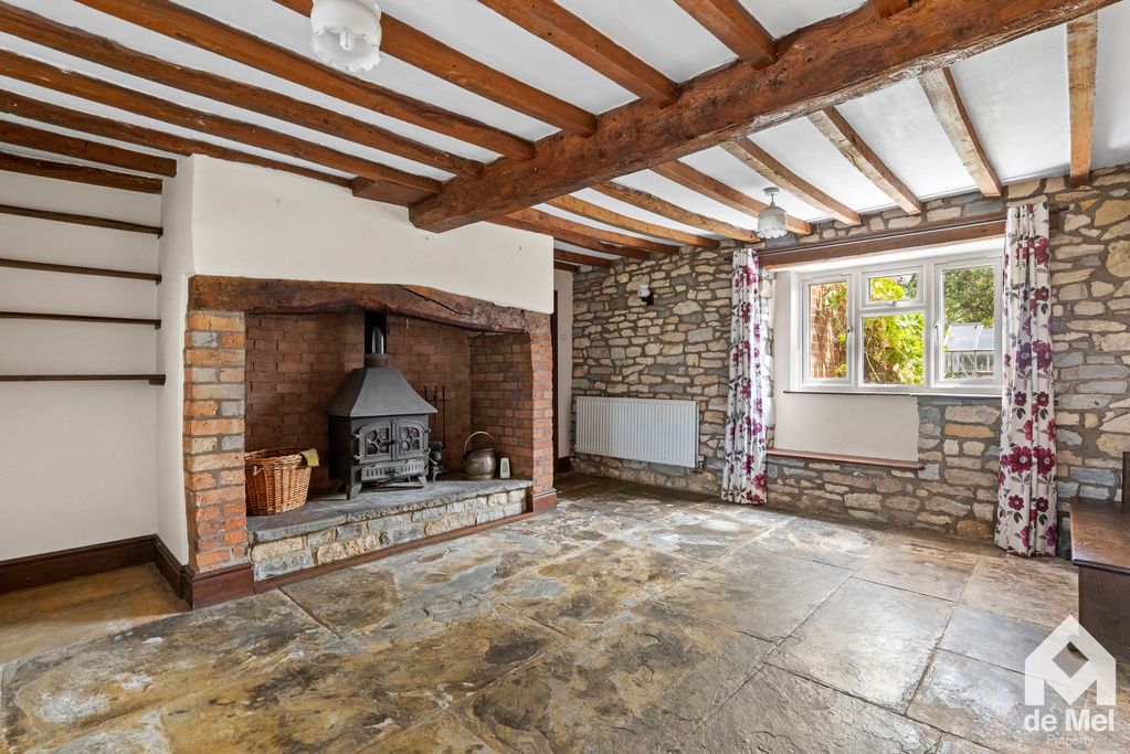 Property photo 2 of 18 Photo 13