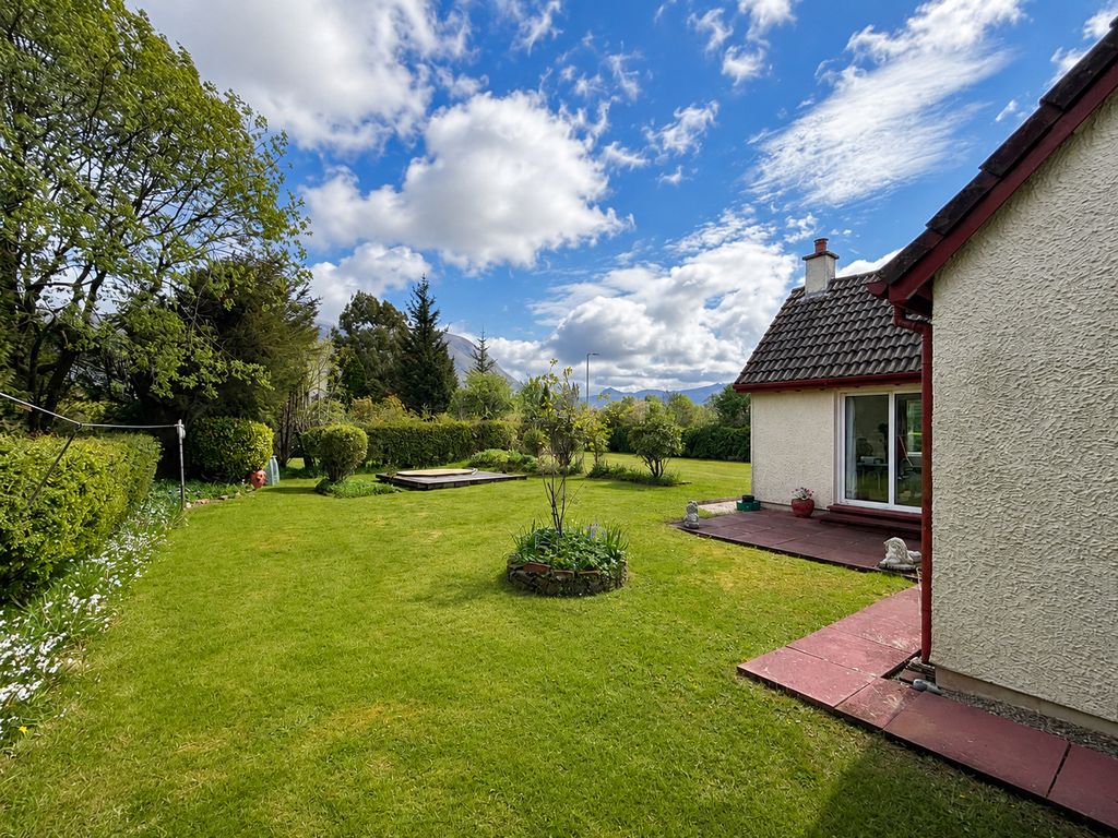 Property photo 3 of 36