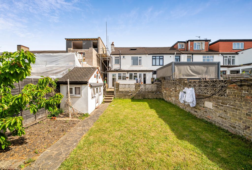 Property photo 1 of 20 1-69F2B9A495632-1...