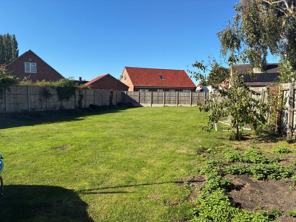 Property photo 3 of 4