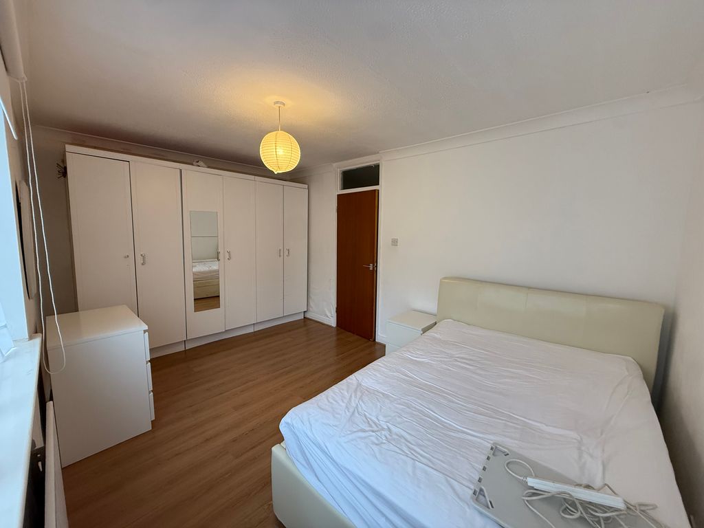 Property photo 3 of 6 Img_8723