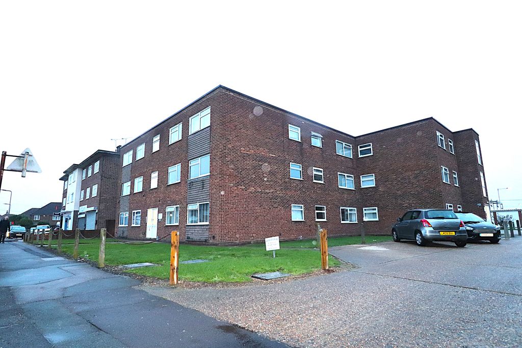 Property photo 1 of 6