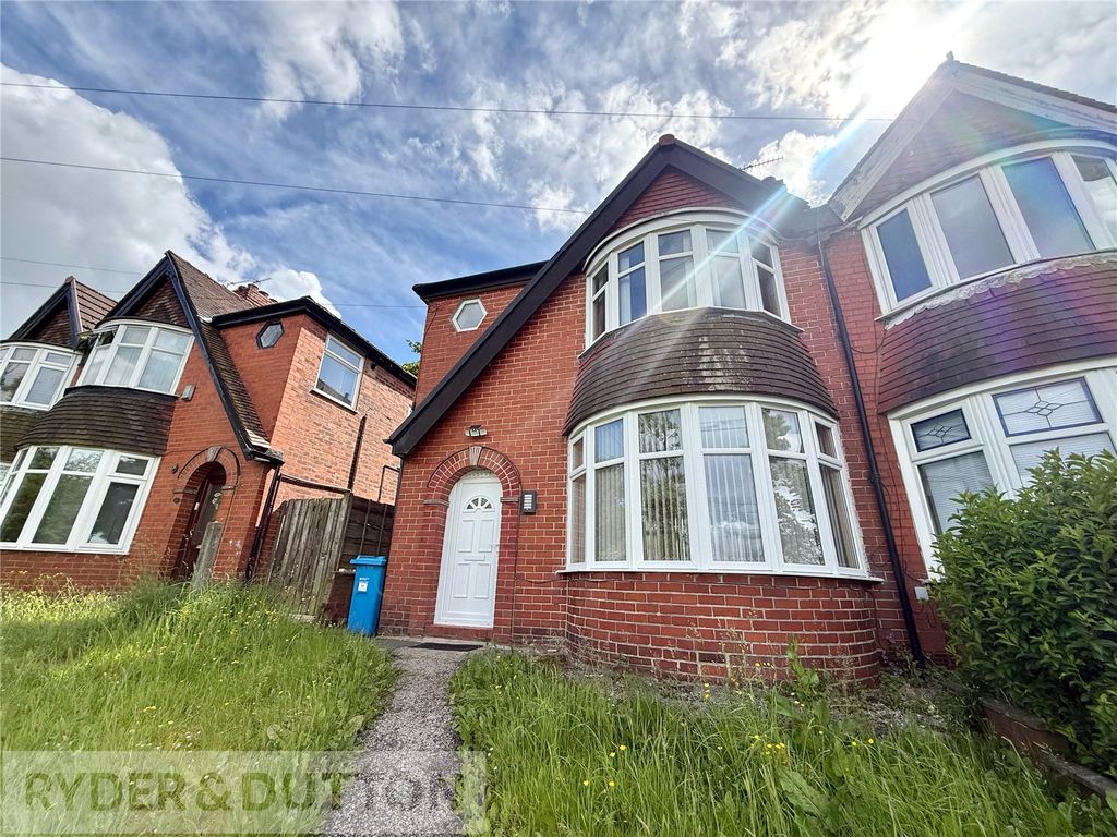 Property photo 1 of 21 Front External