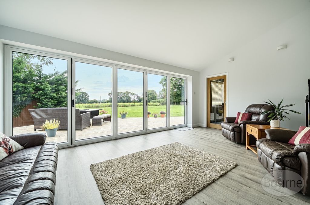 Property photo 3 of 25 d0000F29-F3Aa-4Ab...