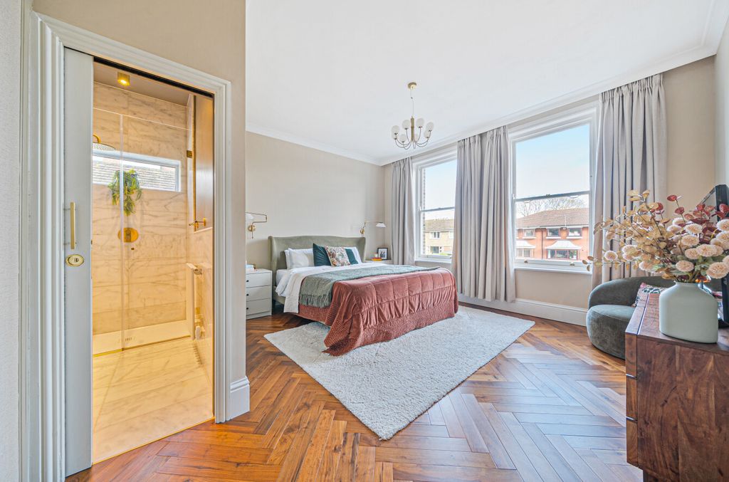 Property photo 3 of 24 1381575-25-691c5c...