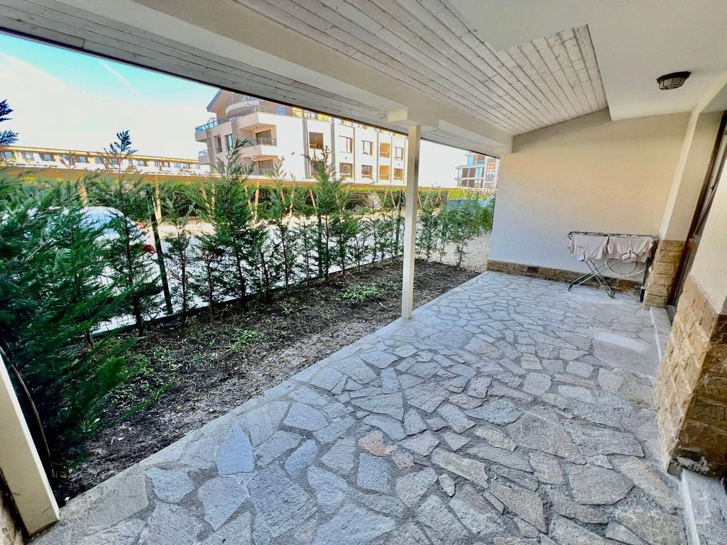 Property photo 3 of 14