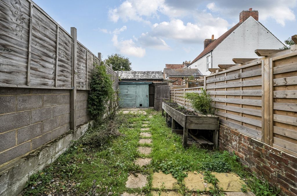 Property photo 3 of 13 1370289-15-68F121...