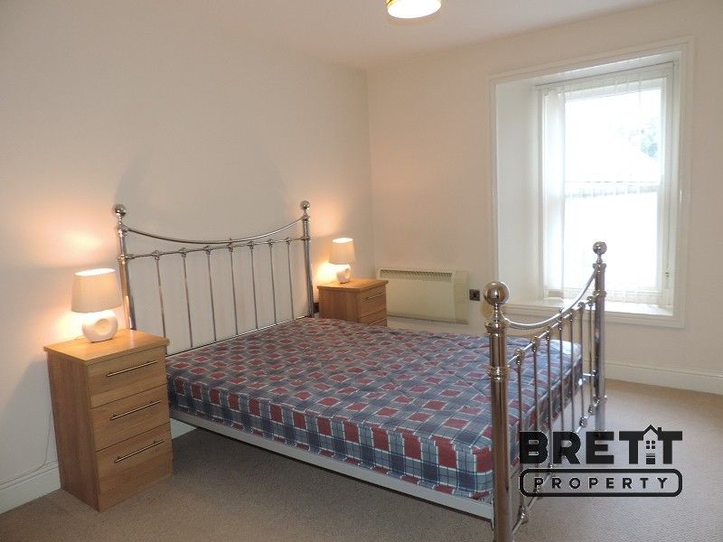 Additional image 11 of 6 bed flat for sale4 Victoria Road, Milford Haven, Pembrokeshire. SA73