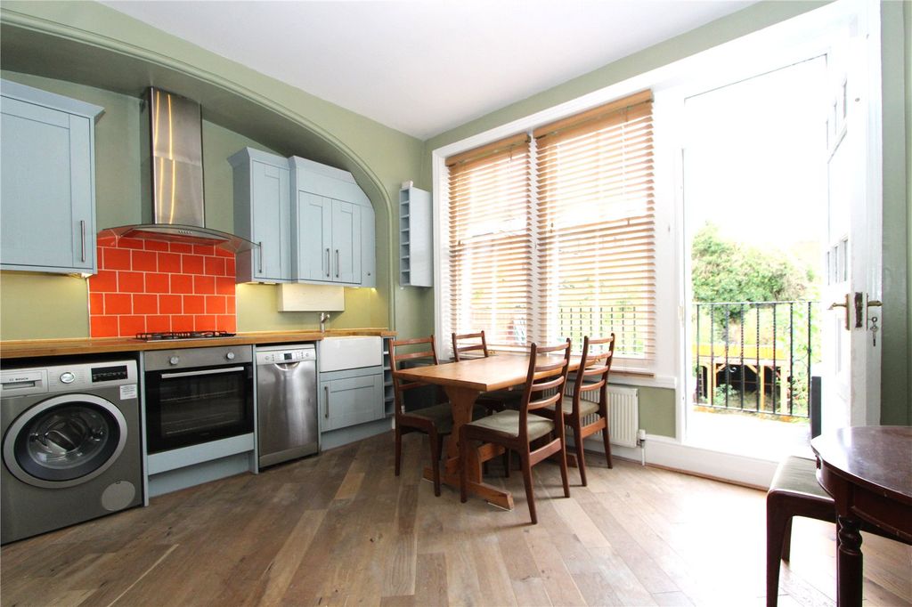 Property photo 2 of 9 Picture No. 06