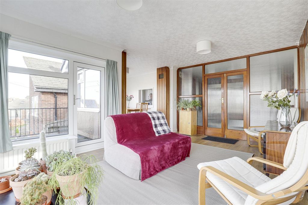 Property photo 3 of 23 12.Jpg