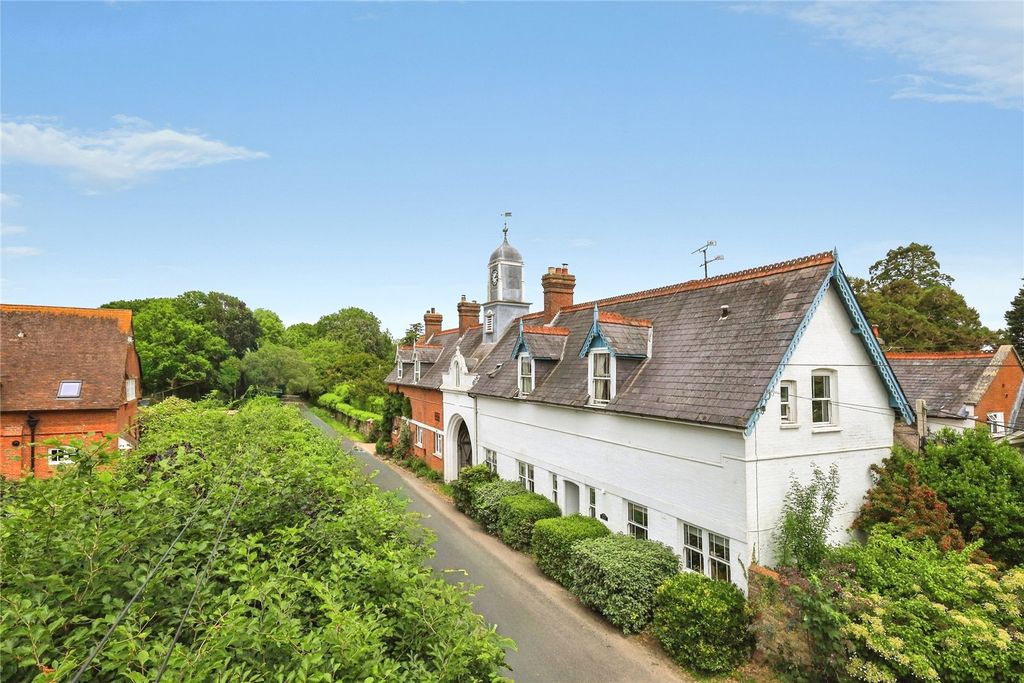 Property photo 2 of 14 Picture No. 41