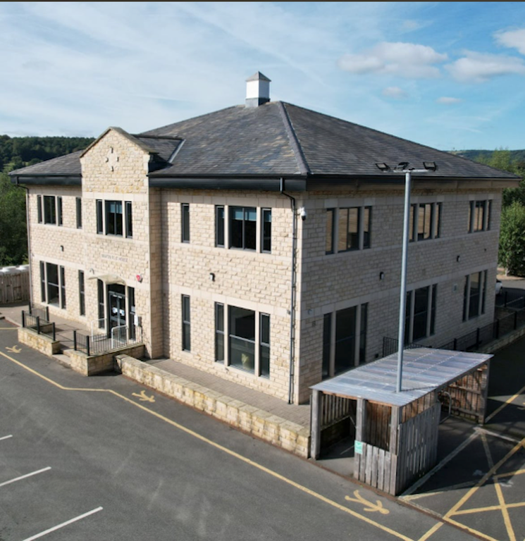 Property photo 1 of 6 Photo 0