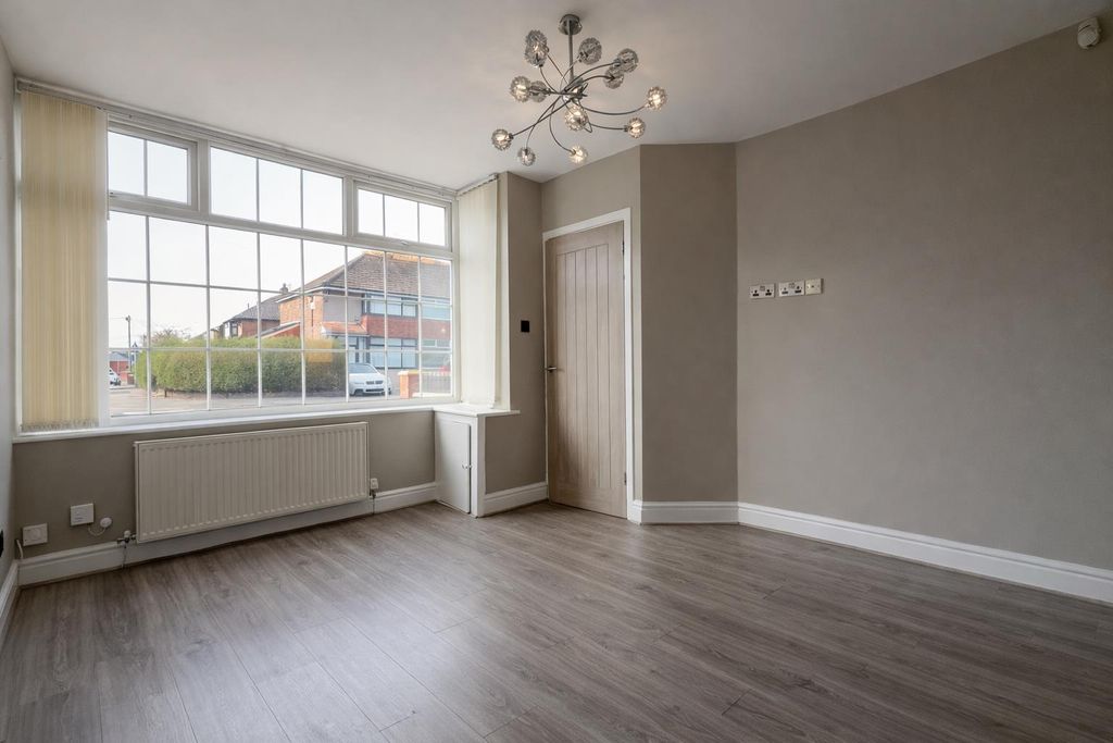 Property photo 3 of 12 611c6750-616c-4242-Bd52-90Eaf1Af15B9.Png