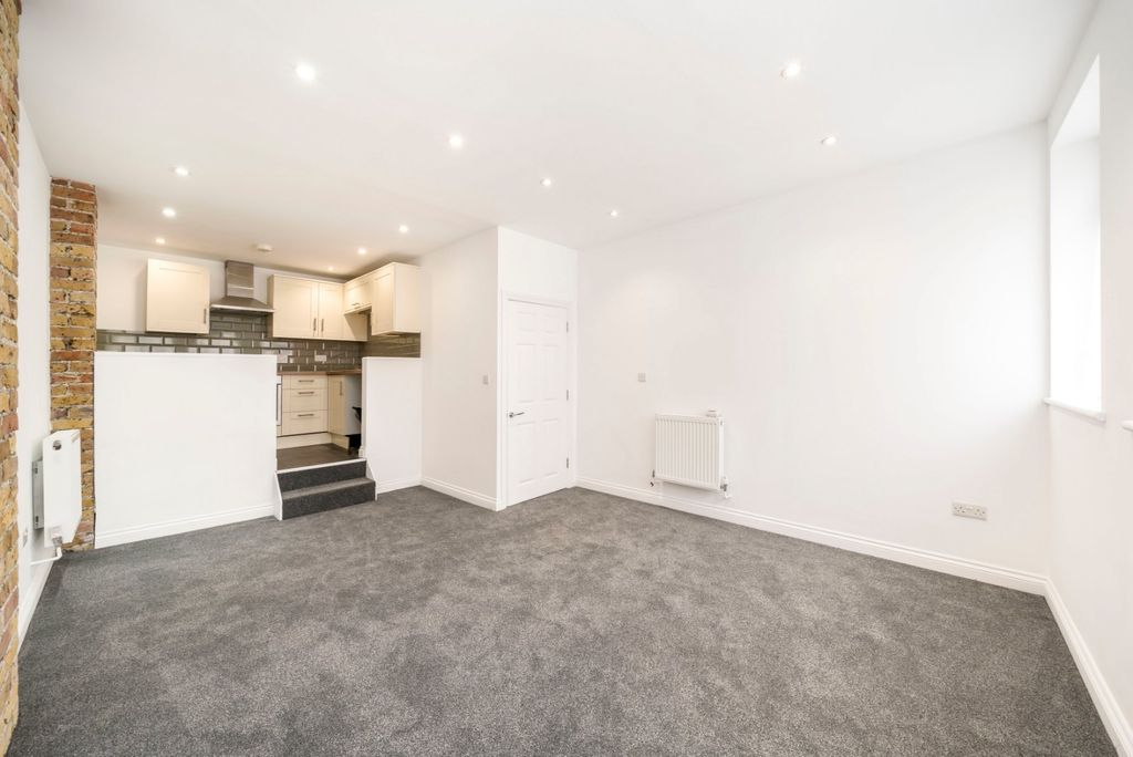 Property photo 1 of 7 Picture No. 28
