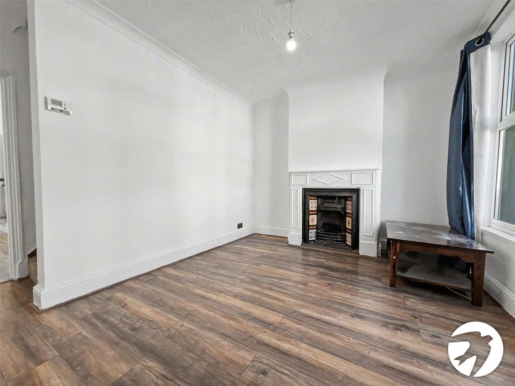 Property photo 2 of 10 Reception Room