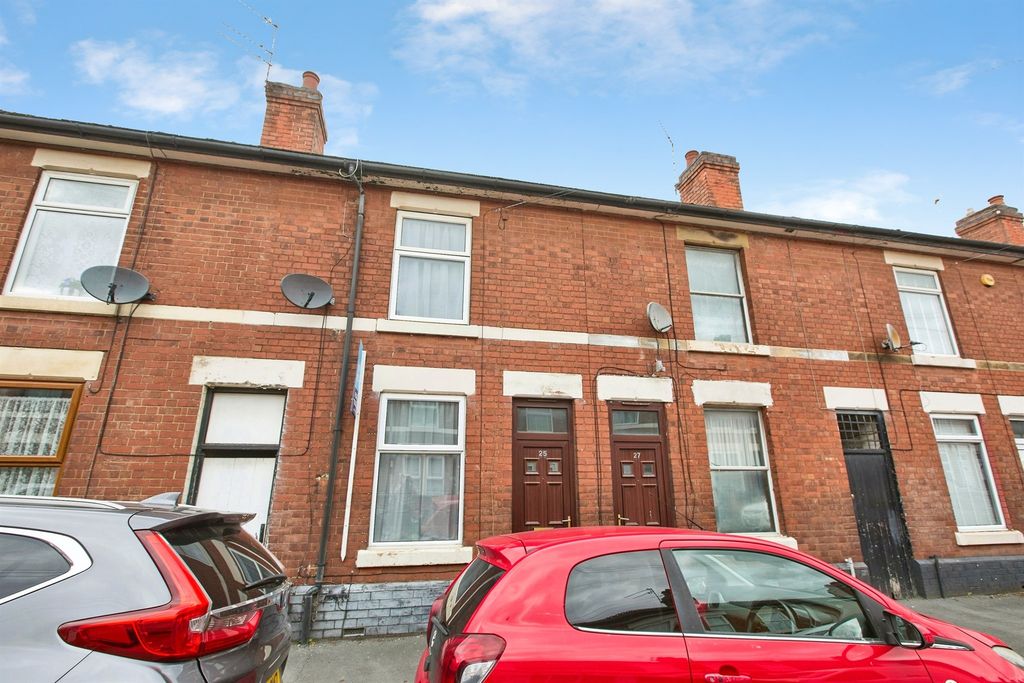 Property photo 1 of 12