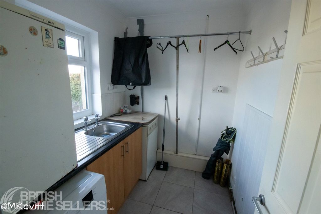 Property photo 3 of 15 Picture No. 06