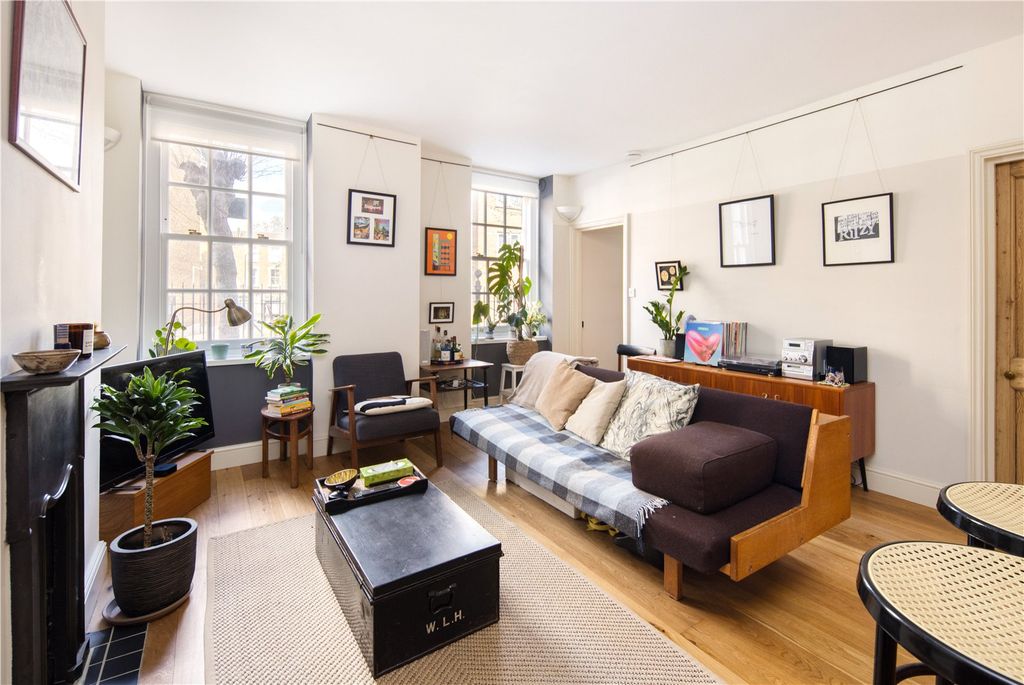 Property photo 1 of 18 Living Area View 6