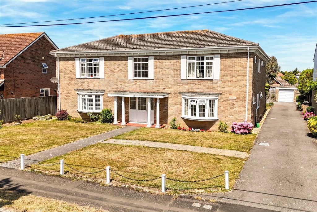 Property photo 1 of 19 Picture No. 02