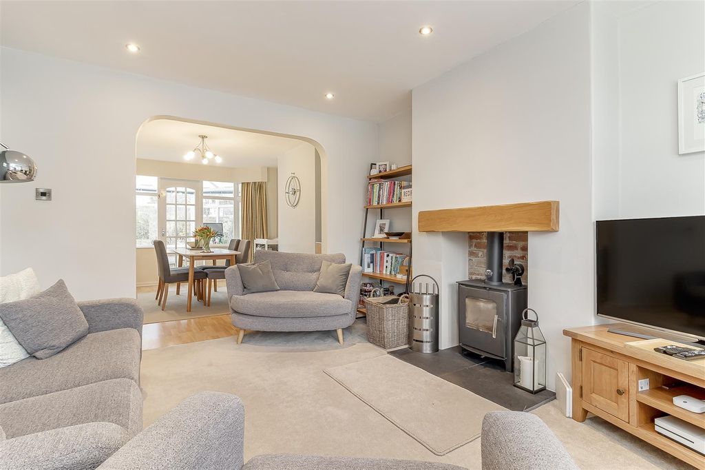 Property photo 2 of 21 Lounge - A.Jpg