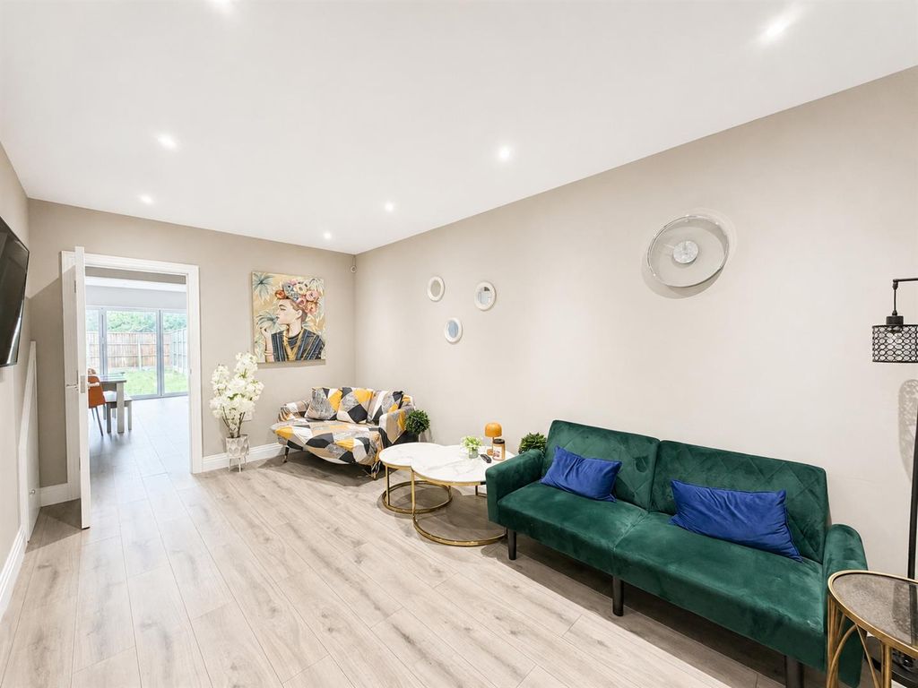 Property photo 3 of 11 Reception Room