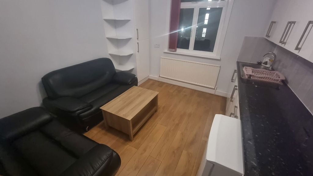 Property photo 2 of 4