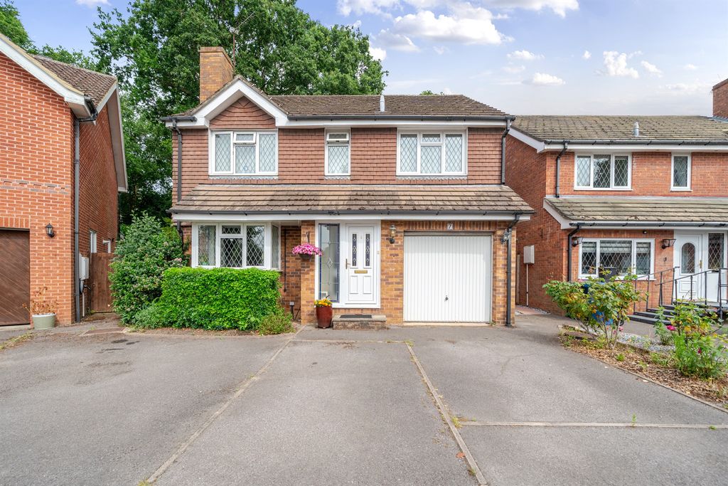 Property photo 1 of 18