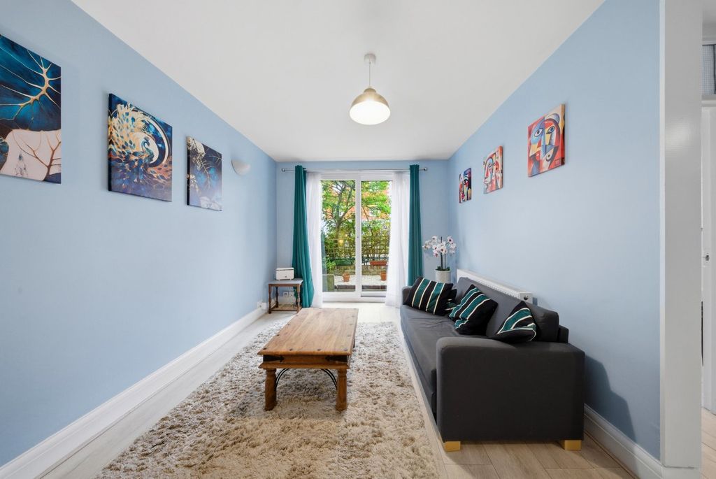 Property photo 3 of 9 Picture No. 05