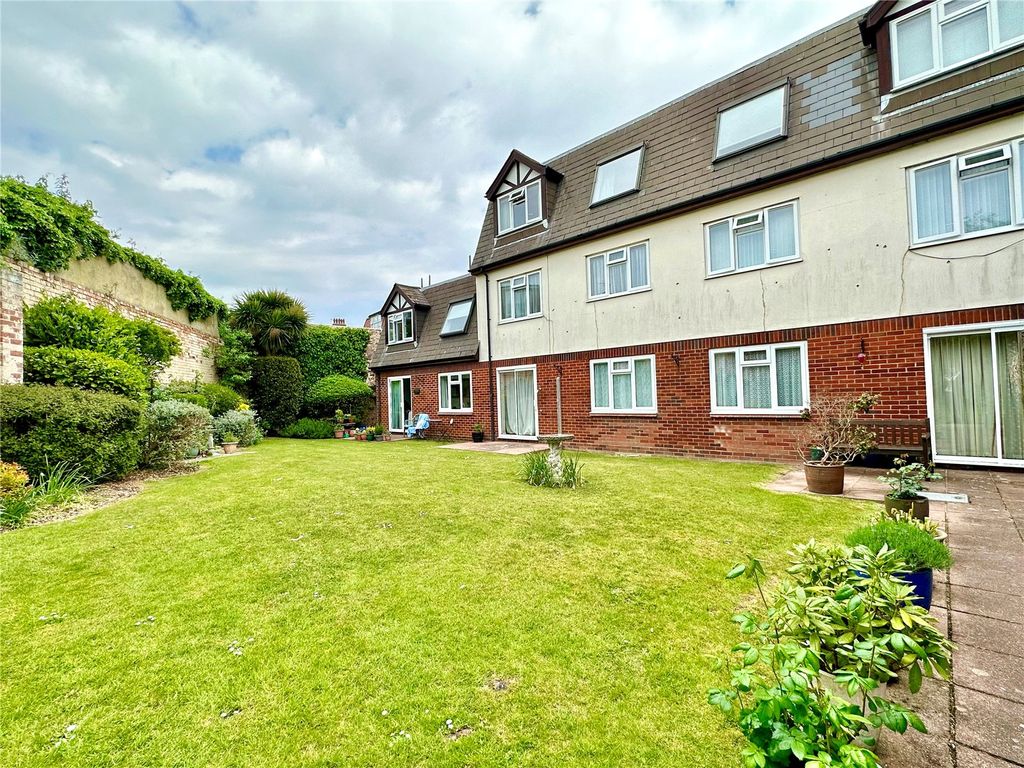Property photo 1 of 8 Picture No. 06
