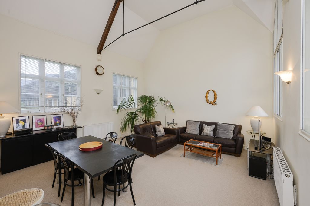 Property photo 2 of 9 Picture No. 01