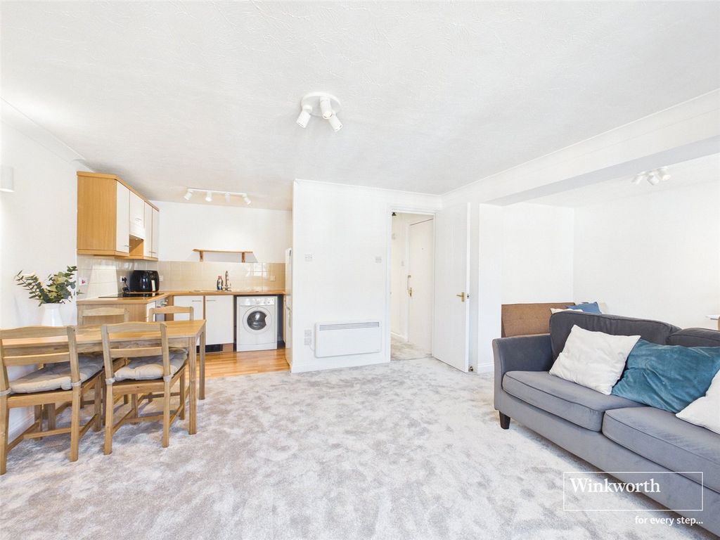 Property photo 2 of 9 Picture No. 07