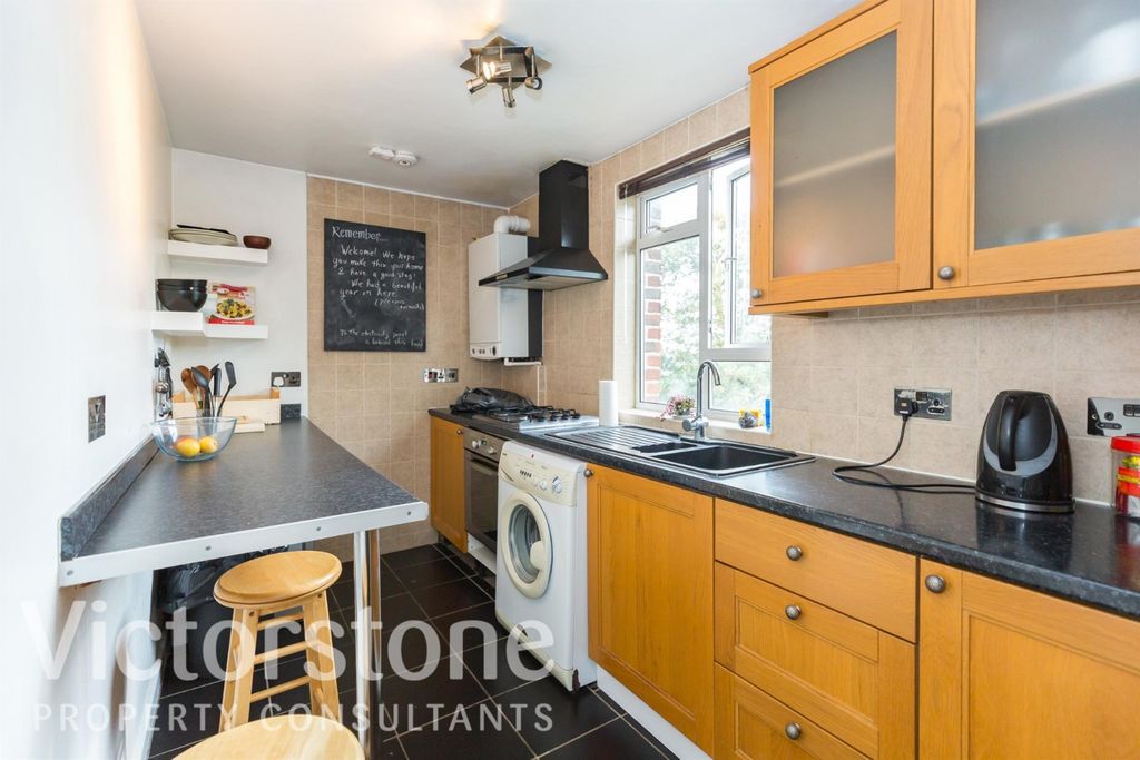 Property photo 2 of 11 1192893