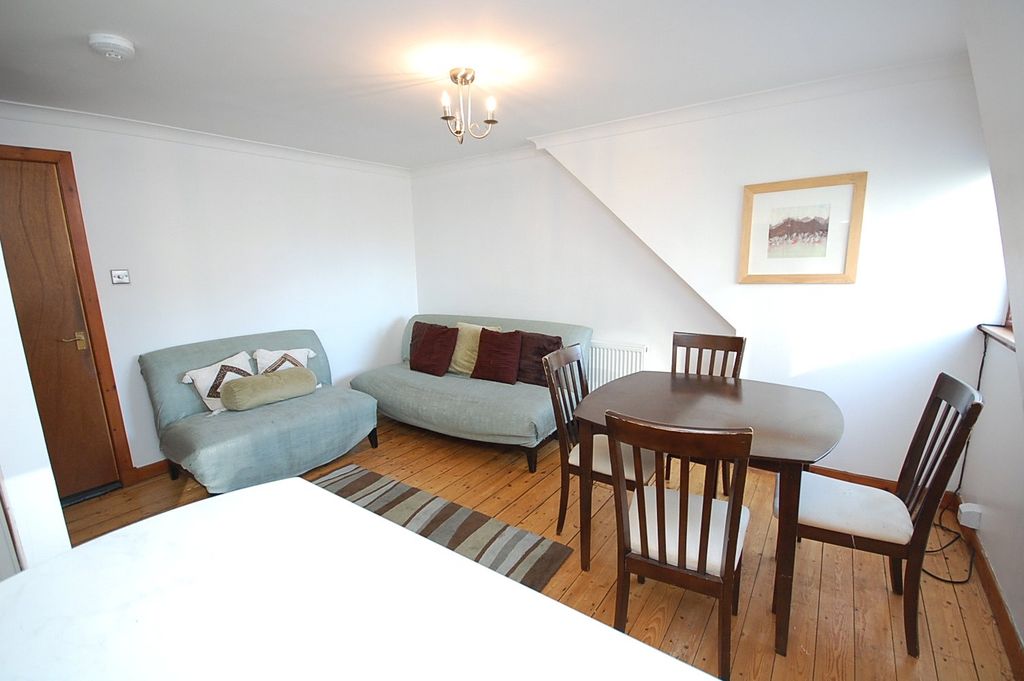 Property photo 2 of 8 Photo 2