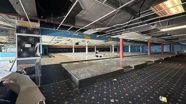 Property photo 1 of 8 Photo 3