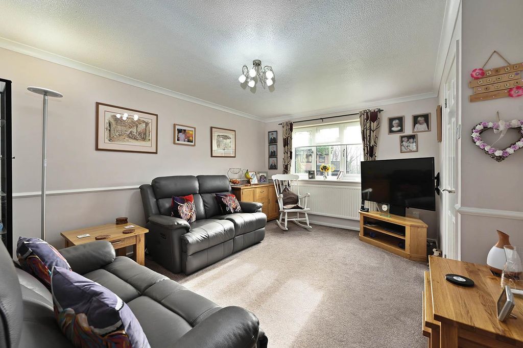 Property photo 2 of 18 Gander Drive