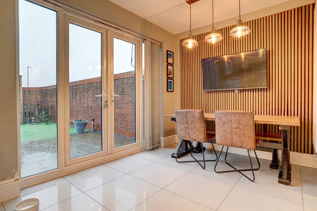 Property photo 3 of 12 Picture No. 03