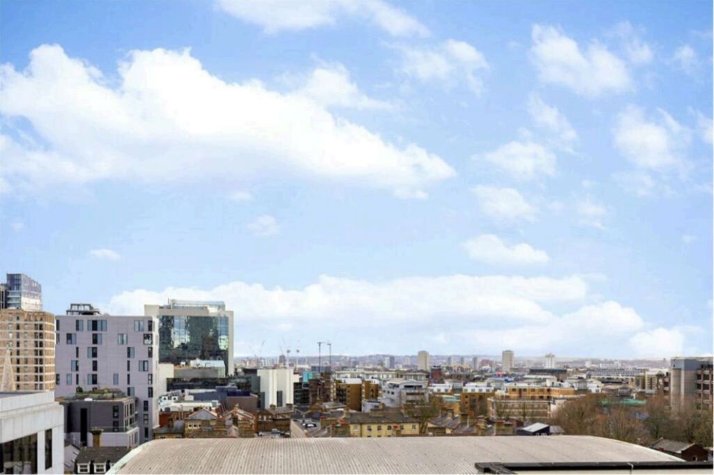 Property photo 3 of 18 Flat 144, 1 Prescot Street, London E1 8Rl
