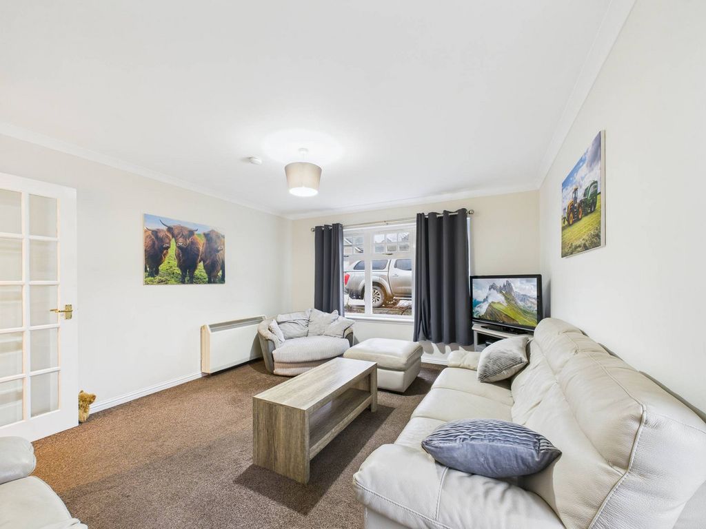 Property photo 3 of 23