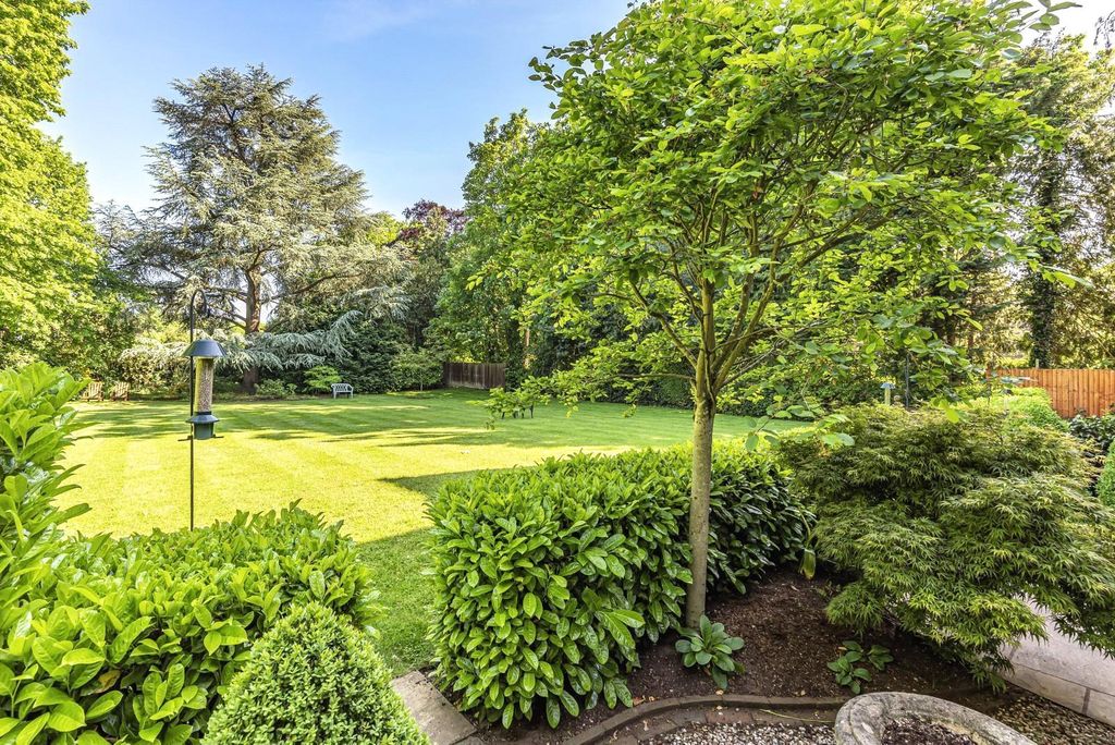 Property photo 3 of 9 Picture No. 01