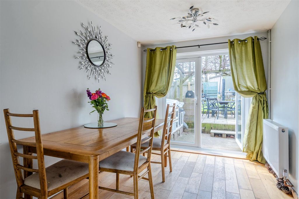 Property photo 1 of 26 1431679-21-69c15549Be0c7.Jpg