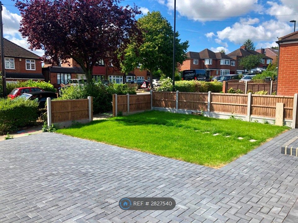 Property photo 3 of 25 Front Drive And Lawn