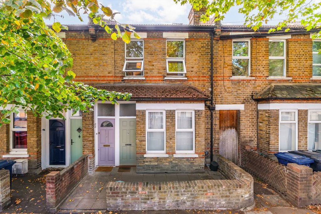 Property photo 1 of 6