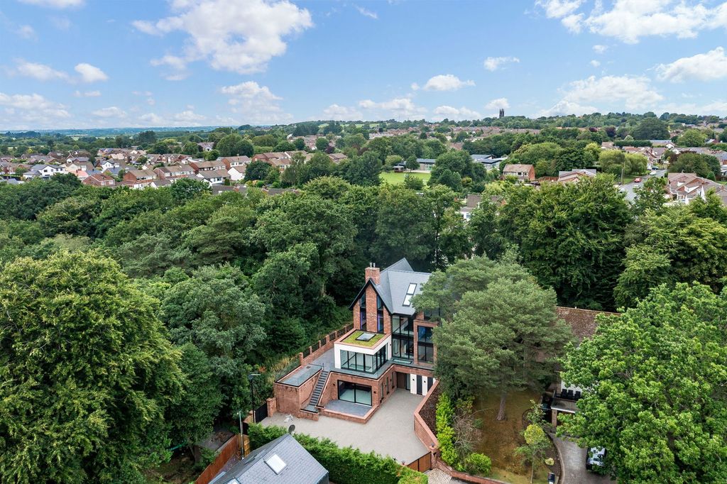 Property photo 1 of 51