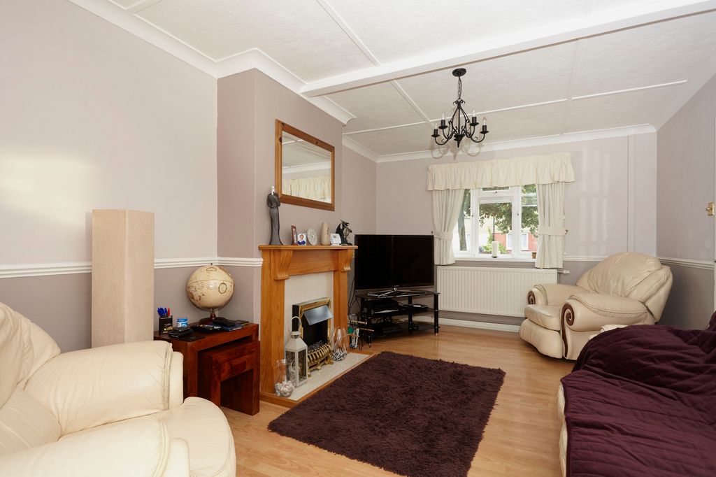 Property photo 2 of 6 Image